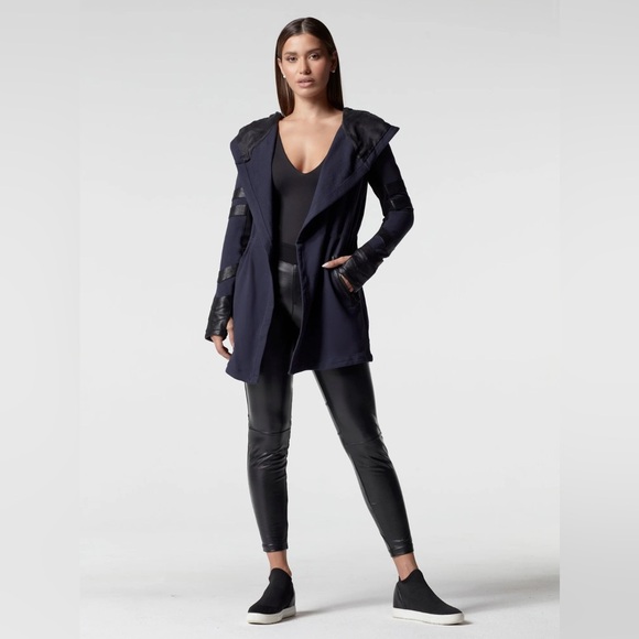 Maitri Traveler Jacket - Limited Special Patriot Blue -blanc noir jacket hoodie - Picture 11 of 12